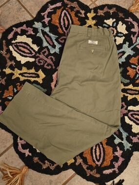 🔥🔥Polo Ralph Lauren Classic Y2K Olive Green Chino Pants🔥🔥Size 38W X 30L